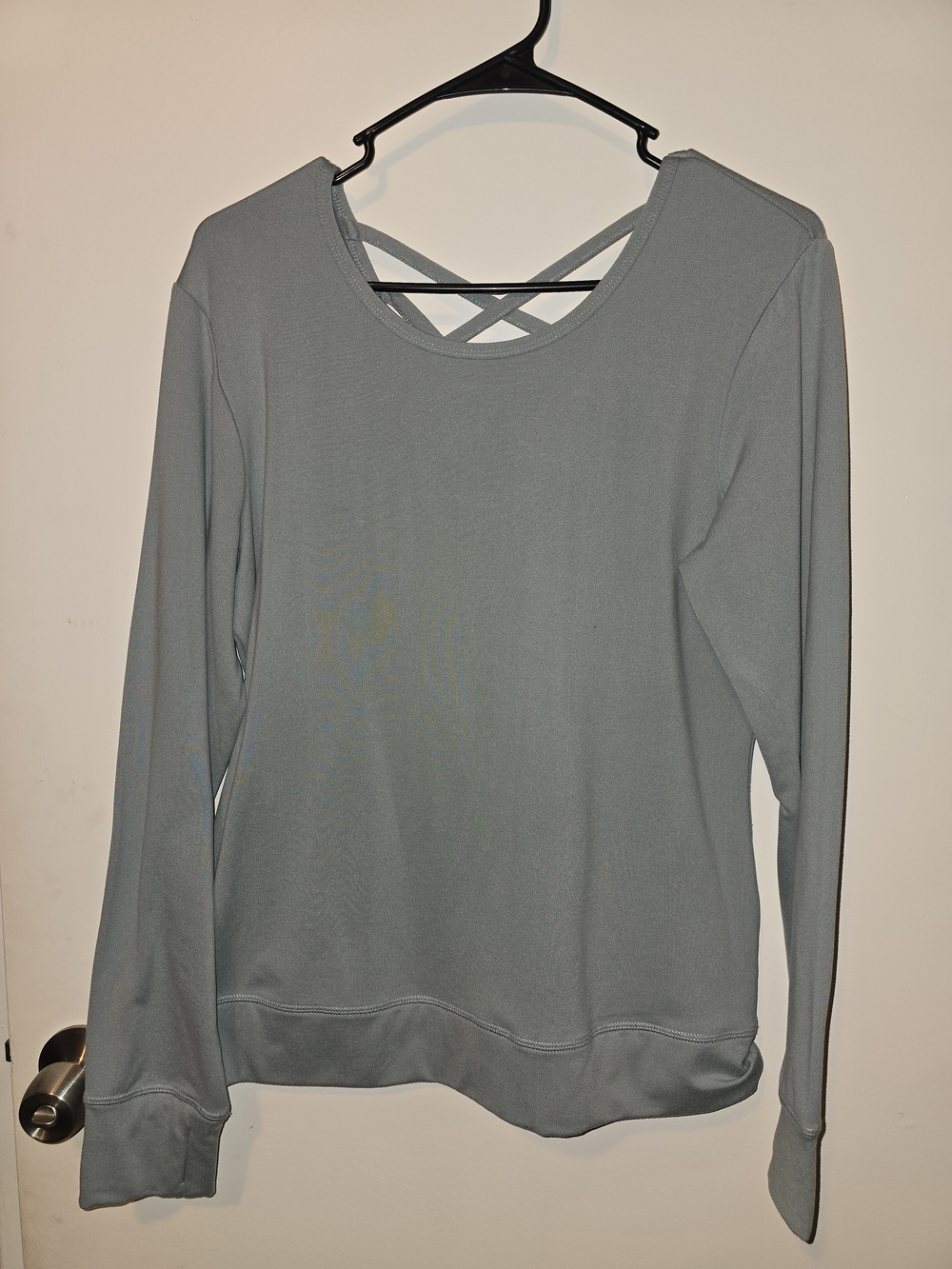 Crane NWOT Lightweight Fleece Crisscross Lattice Back Sweatshirt